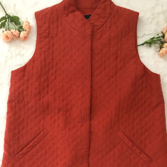✨Eileen Fisher Rust Orange 100% Silk Quilted Vest Small - Picture 5 of 16